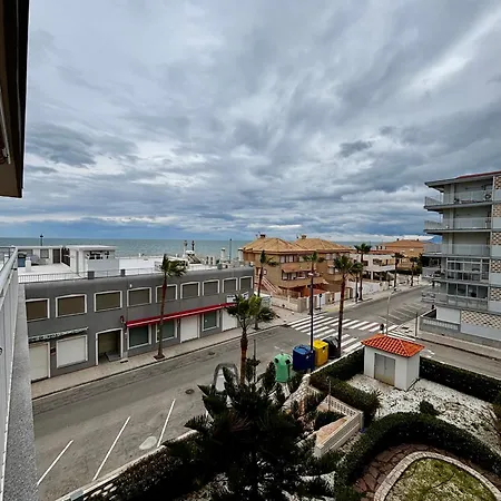 Hermoso Piso En La Playa * מיראמר